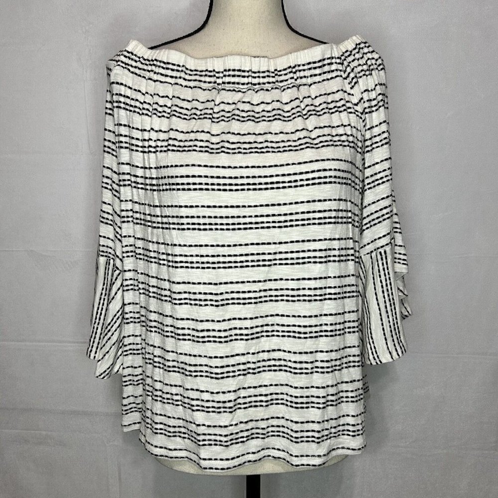 Cha Cha Vente Short Sleeve Knit Off-Shoulder Black/White Striped Top Size L